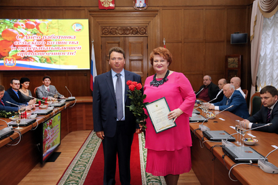 Генеральный директор АО "Портовый элеватор" награждена Благодарностью Министерства сельского хозяйства Российской Федерации